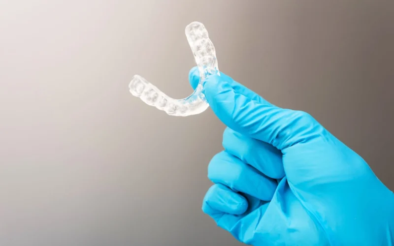 Como limpar a sua placa oclusal (de Bruxismo)